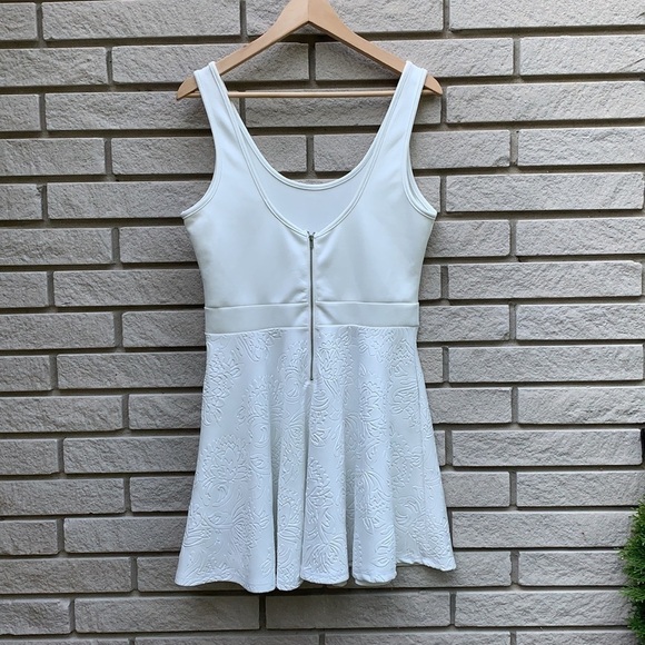 Honey Punch Mini Dress Off White M - Picture 4 of 7